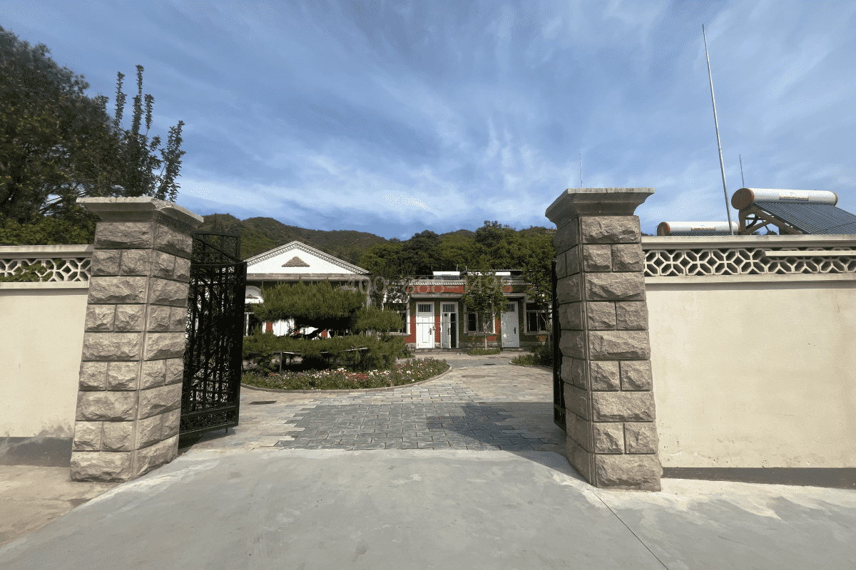 温泉公墓官网园区环境图